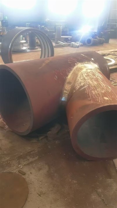 711×610×52 dickes,-wandiges, geschweißtes Y--T-Stück aus Kohlenstoffstahl