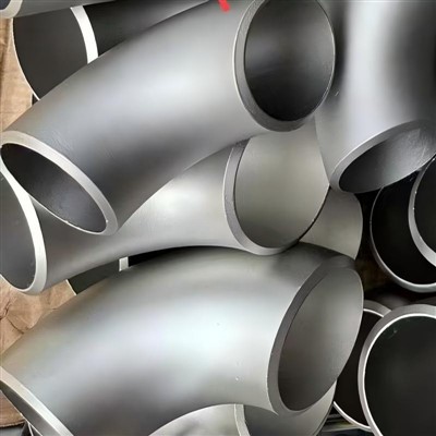 90 Grad SCH40 CS Elbow.jpg